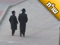 עברנו לגור בקהילה של ברסלב, אבל לצערנו אין שם חינוך טוב לילדים עברנו לגור בקהילה של ברסלב, אבל לצערנו אין שם חינוך טוב לילדים