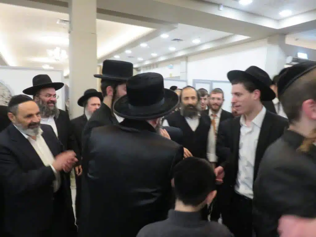 חנוכה ביבנאל עיר ברסלב עם הרה"צ שליט"א! 44 חנוכה ביבנאל עיר ברסלב עם הרה"צ שליט"א! 43