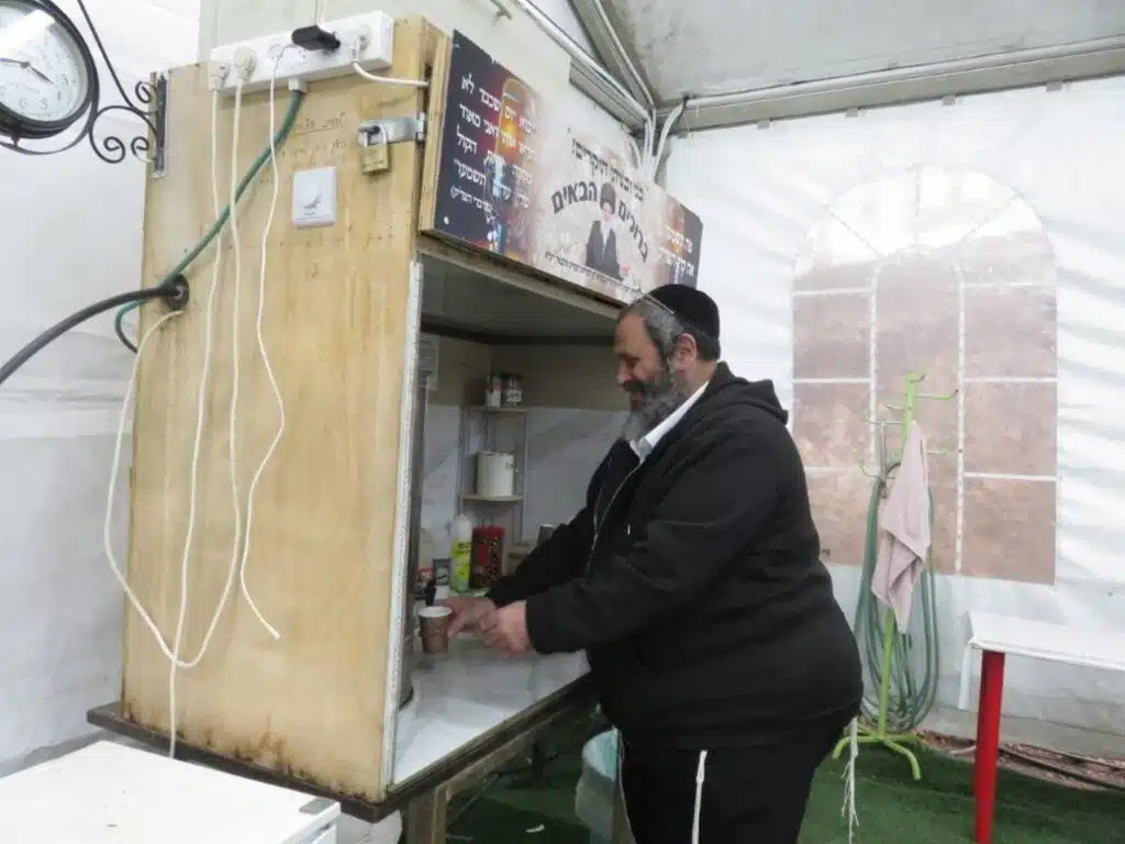 זאת חנוכה תשפ"ו בציון כ"ק מוהרא"ש זי"ע ביבנאל 22 זאת חנוכה תשפ"ו בציון כ"ק מוהרא"ש זי"ע ביבנאל 21