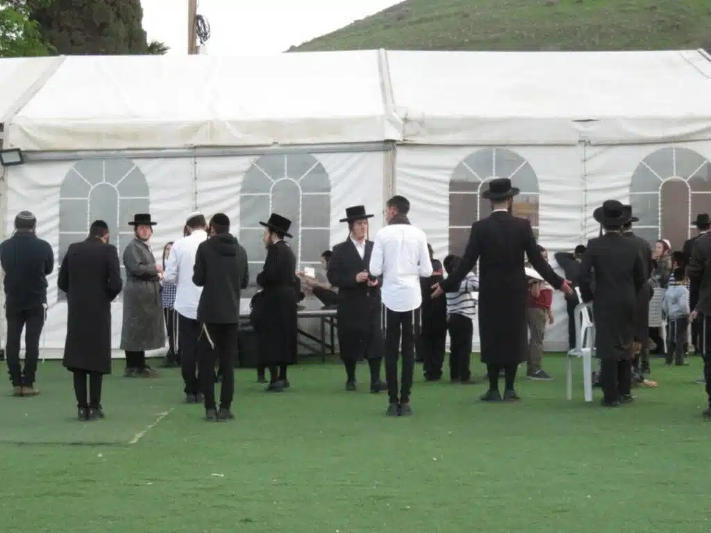 זאת חנוכה תשפ"ו בציון כ"ק מוהרא"ש זי"ע ביבנאל 24 זאת חנוכה תשפ"ו בציון כ"ק מוהרא"ש זי"ע ביבנאל 23