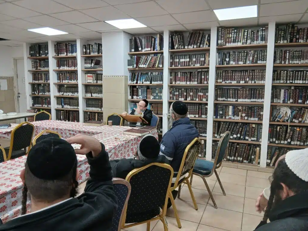 שיעורים ב"טהרת המשפחה" בימי השובבי"ם ביבנאל עיר ברסלב 8 שיעורים ב"טהרת המשפחה" בימי השובבי"ם ביבנאל עיר ברסלב 7