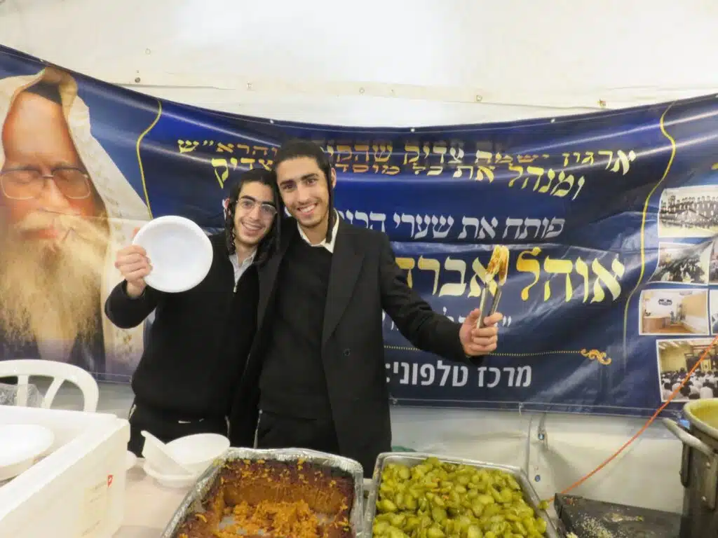סקירה וגלריה מקיפה מהילולת כ"ק מוהרא"ש זי"ע - ה'תשפ"ו 4 סקירה וגלריה מקיפה מהילולת כ"ק מוהרא"ש זי"ע - ה'תשפ"ו 3
