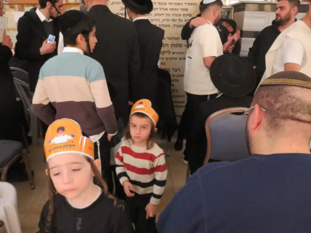 סקירה וגלריה מקיפה מהילולת כ"ק מוהרא"ש זי"ע - ה'תשפ"ו 58 סקירה וגלריה מקיפה מהילולת כ"ק מוהרא"ש זי"ע - ה'תשפ"ו 57
