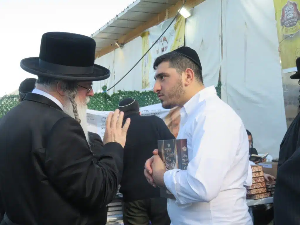 סקירה וגלריה מקיפה מהילולת כ"ק מוהרא"ש זי"ע - ה'תשפ"ו 2 סקירה וגלריה מקיפה מהילולת כ"ק מוהרא"ש זי"ע - ה'תשפ"ו 1