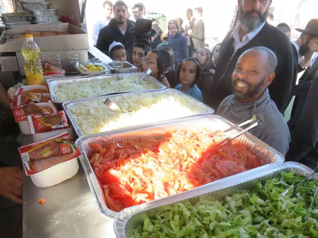 סקירה וגלריה מקיפה מהילולת כ"ק מוהרא"ש זי"ע - ה'תשפ"ו 36 סקירה וגלריה מקיפה מהילולת כ"ק מוהרא"ש זי"ע - ה'תשפ"ו 35