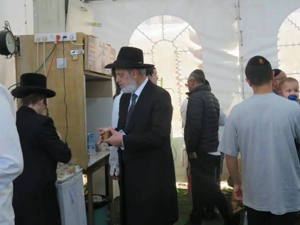 סקירה וגלריה מקיפה מהילולת כ"ק מוהרא"ש זי"ע - ה'תשפ"ו 42 סקירה וגלריה מקיפה מהילולת כ"ק מוהרא"ש זי"ע - ה'תשפ"ו 41