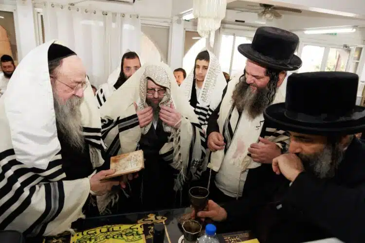 שמחת הברית לבן האברך ר' אבנר סלמה הי"ו ביבנאל עיר ברסלב שמחת הברית לבן האברך ר' אבנר סלמה הי"ו ביבנאל עיר ברסלב