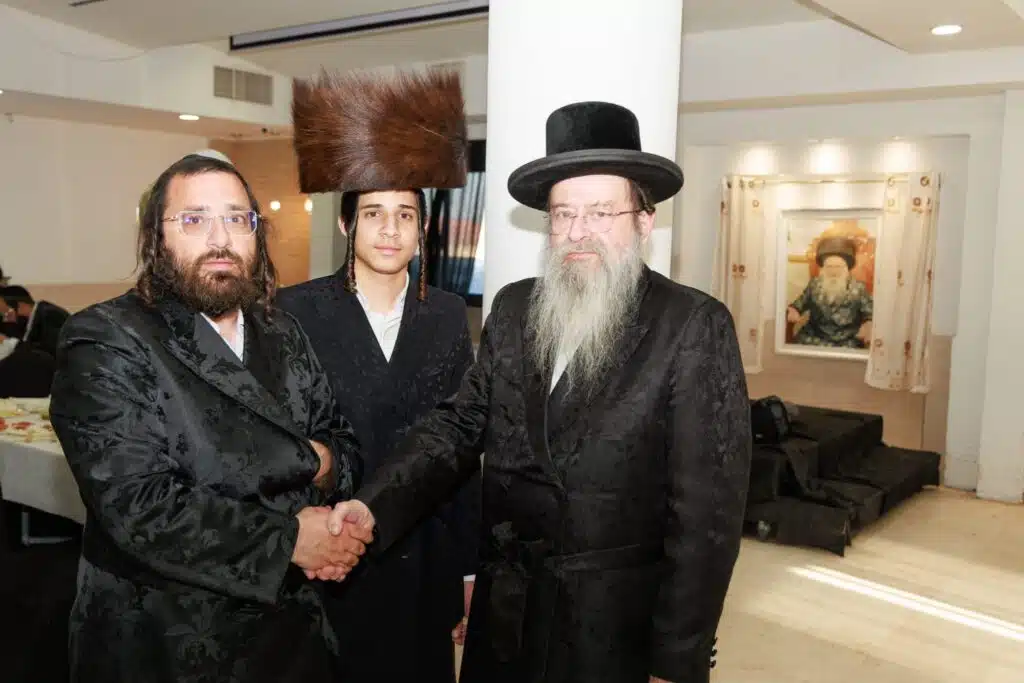 שמחת הברית לבן האברך ר' אבנר סלמה הי"ו ביבנאל עיר ברסלב 26 שמחת הברית לבן האברך ר' אבנר סלמה הי"ו ביבנאל עיר ברסלב 25