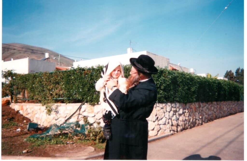ראיון נדיר שנתן הרב אברהם טרייסמן ז"ל לר' דן כהן נ"י בו הוא מספר על ההתקרבות לברסלב ולמוהרא"ש זי"ע 2 ראיון נדיר שנתן הרב אברהם טרייסמן ז"ל לר' דן כהן נ"י בו הוא מספר על ההתקרבות לברסלב ולמוהרא"ש זי"ע 1