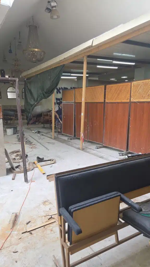 שיפוצים נרחבים בהיכל ציון רבי נחמן מברסלב באומן 30 שיפוצים נרחבים בהיכל ציון רבי נחמן מברסלב באומן 29