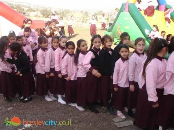 עשרות ילדות חגגו ב.. מרפאת ברסלב 837