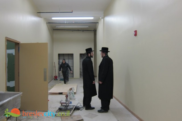 תמונות מסיום בניית 'מרכז היכל-הקודש' דחסידי ברסלב וויליאמסבורג 10