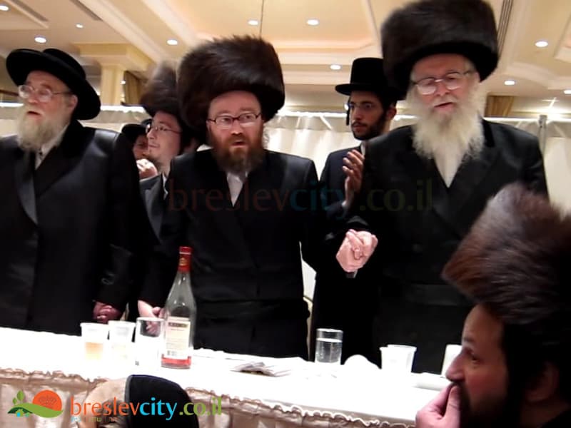 כ"ק אדמו"ר מוהרא"ש שליט"א בשמחת בית קאסאן – פאפא