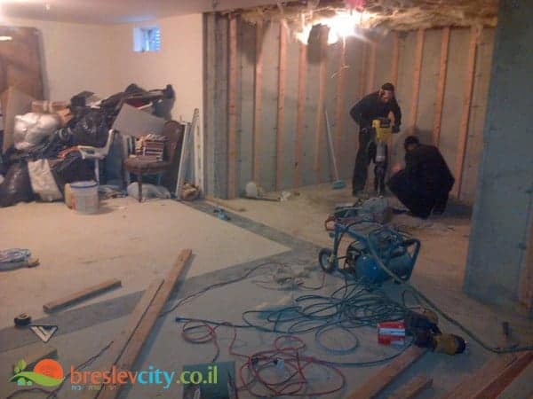 תמונות: בונים בית מדרש חדש בקרית יואל 10