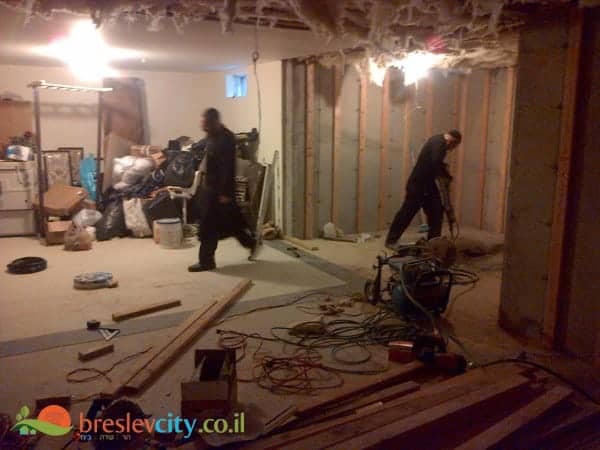 תמונות: בונים בית מדרש חדש בקרית יואל 12