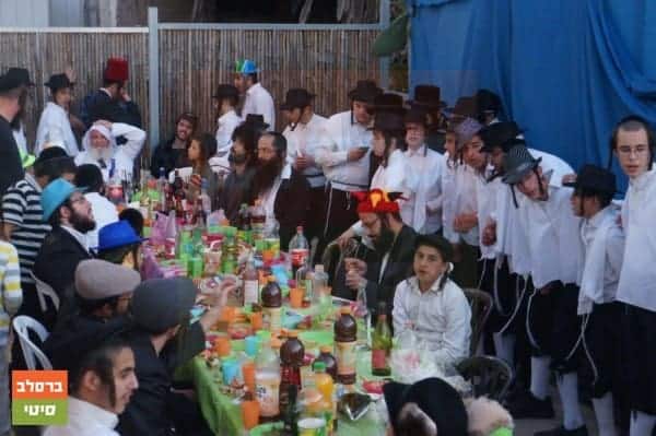 ליהודים הייתה אורה: חגיגת הפורים של תושבי עיר ברסלב 53
