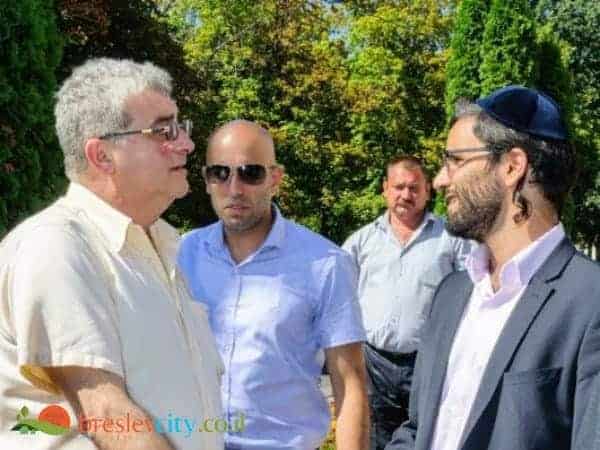 שגריר ישראל באוקראינה ביקר באומן 10
