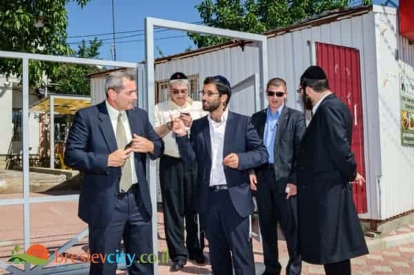 שגריר ישראל באוקראינה ביקר באומן 20