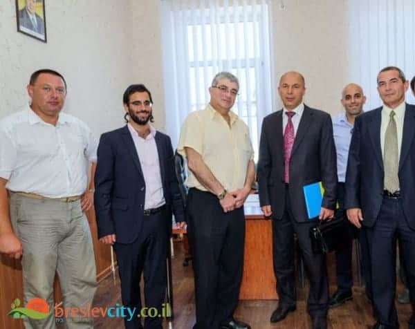 שגריר ישראל באוקראינה ביקר באומן 22