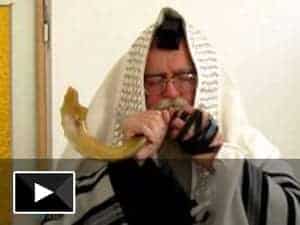 וידאו נדיר: תקיעת שופר על ידי הצדיק