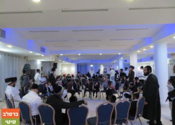 מסיבת חנוכה ב'אבות ובנים'