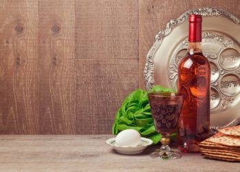 מה הקשר בן הימים הראשונים של חודש ניסן לשלום בית? מה עושים בשבת הגדול? ומה הקשר בין תקיעות שופר לפסח? מאמר מרתק!