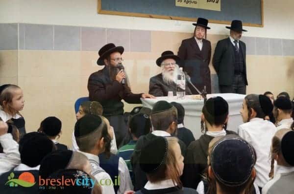 ביבנאל עיר ברסלב פתחו את שנת הלימודים בהתרגשות רבה
