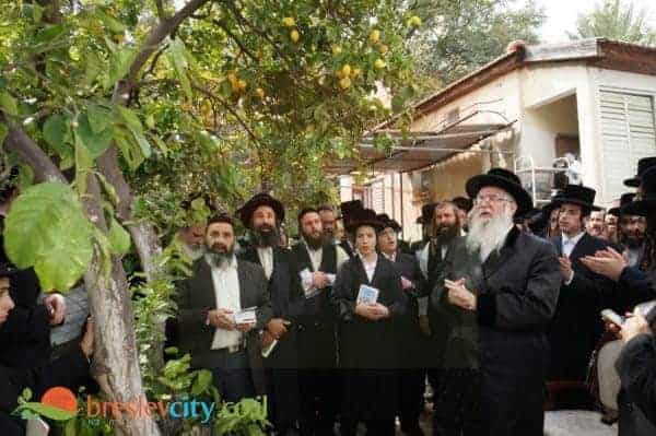 מה מיוחד בחודש ניסן? מוהרא"ש עונה