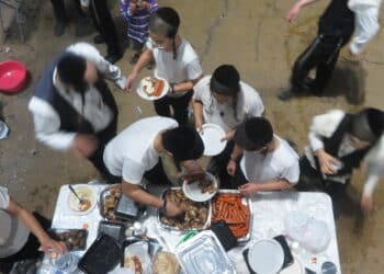 ליל שישי מפנק לבחורי ישיבת "בית שלמה"