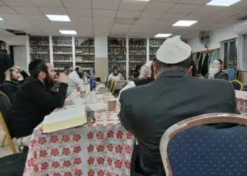שיעורים ב"טהרת המשפחה" בימי השובבי"ם ביבנאל עיר ברסלב