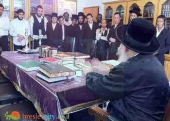 מהי הדרך הטובה והקלה לקרב יהודים להקדוש ברוך הוא?